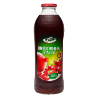 石榴玫瑰果的果肉汁